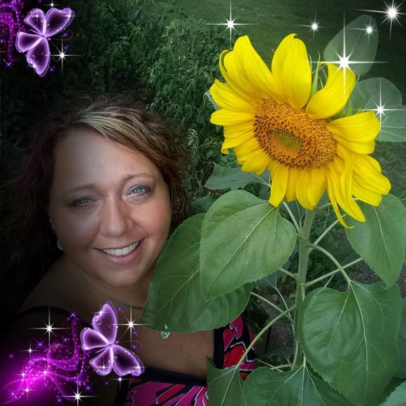 Meet your Posher, Amy - Picture 1 of 1